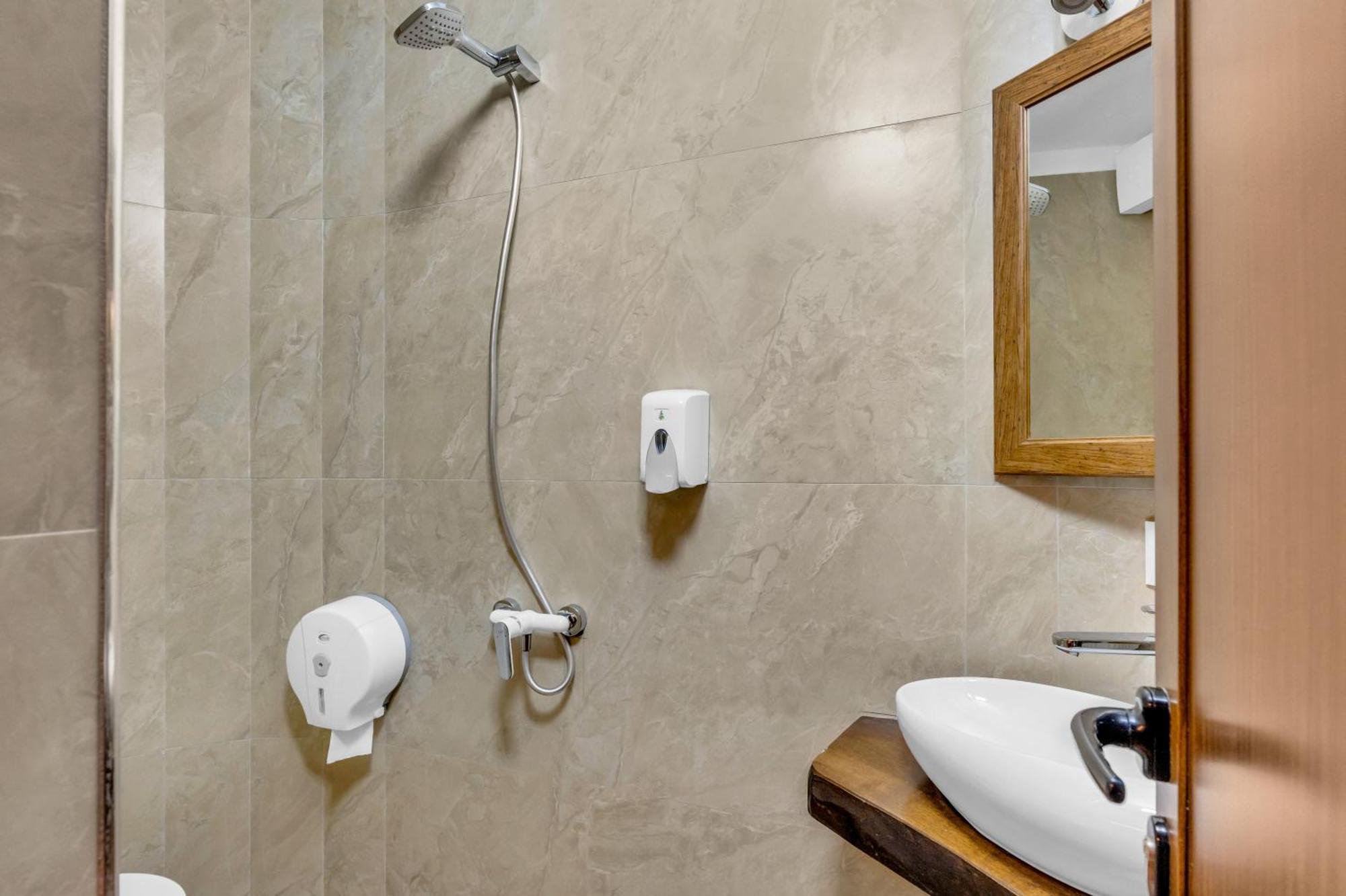 Hotel Bohem Berat Dış mekan fotoğraf